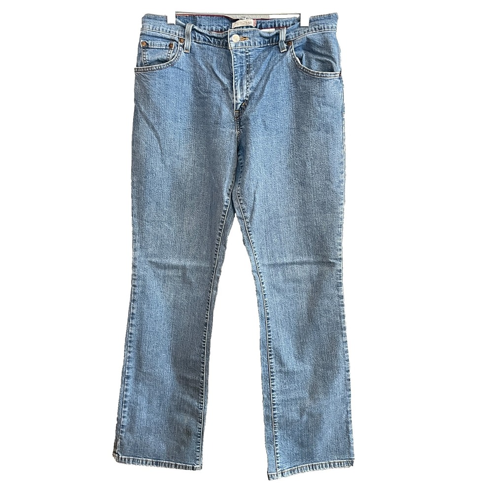 Levi's 550 Women's Relaxed Boot Cut Light Wash Blue Denim Jeans Size 12 Long
